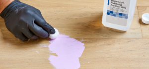How to Remove Paint from Vinyl Floor