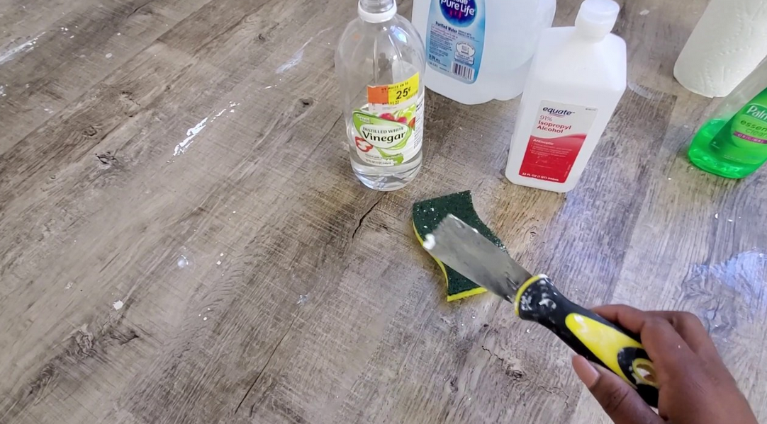 How to Remove Paint from Vinyl Floor